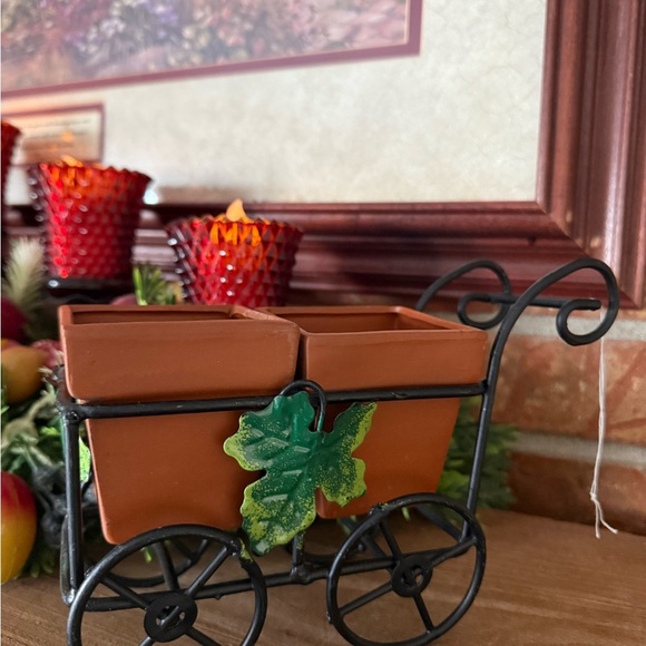 Vintage 1985 Brown and Black Decor Cart with Rustic Accents - Picture 2 of 6